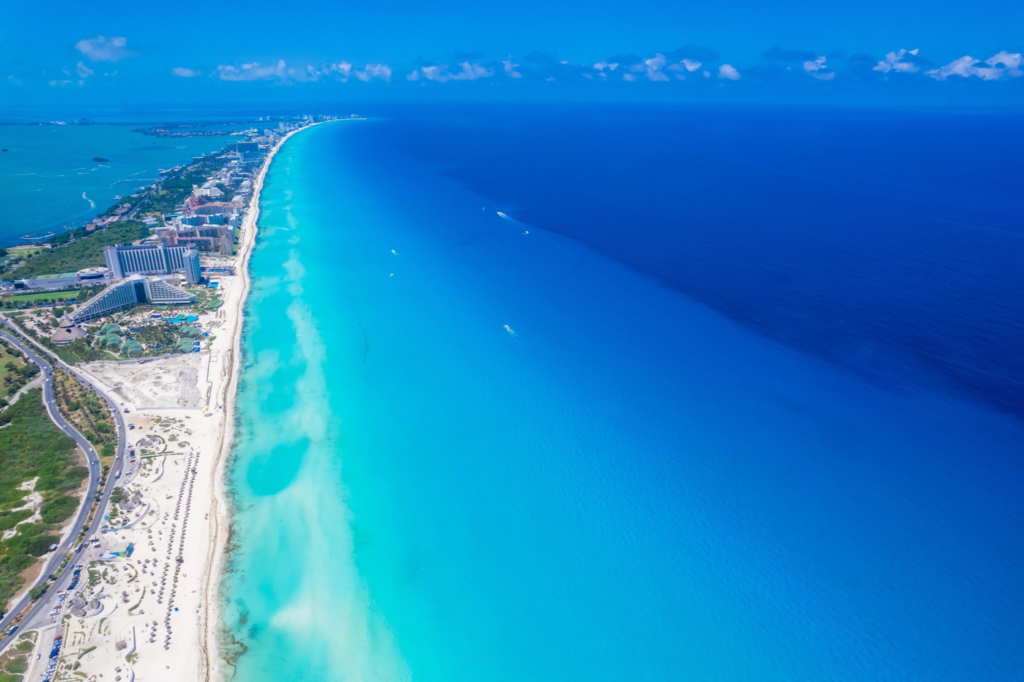 Hyatt Ziva vs Hyatt Zilara Cancun - which is better?